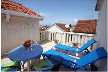 Croazia Privát Sutivan, Esterno